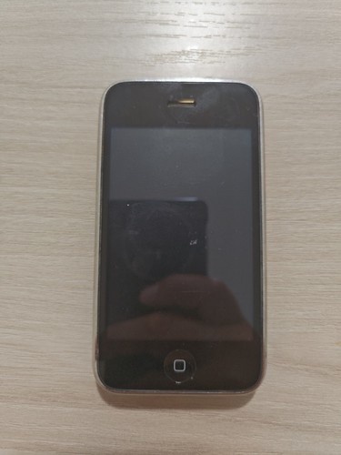 Apple iphone 3gs 32gb a1303 - apple,